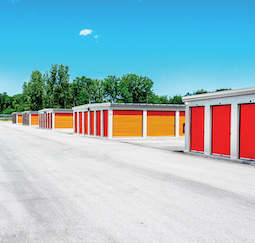 Storage Units at Vaultra Storage - Niagara Falls - 6550 Oakwood Drive, Niagara Falls, ON